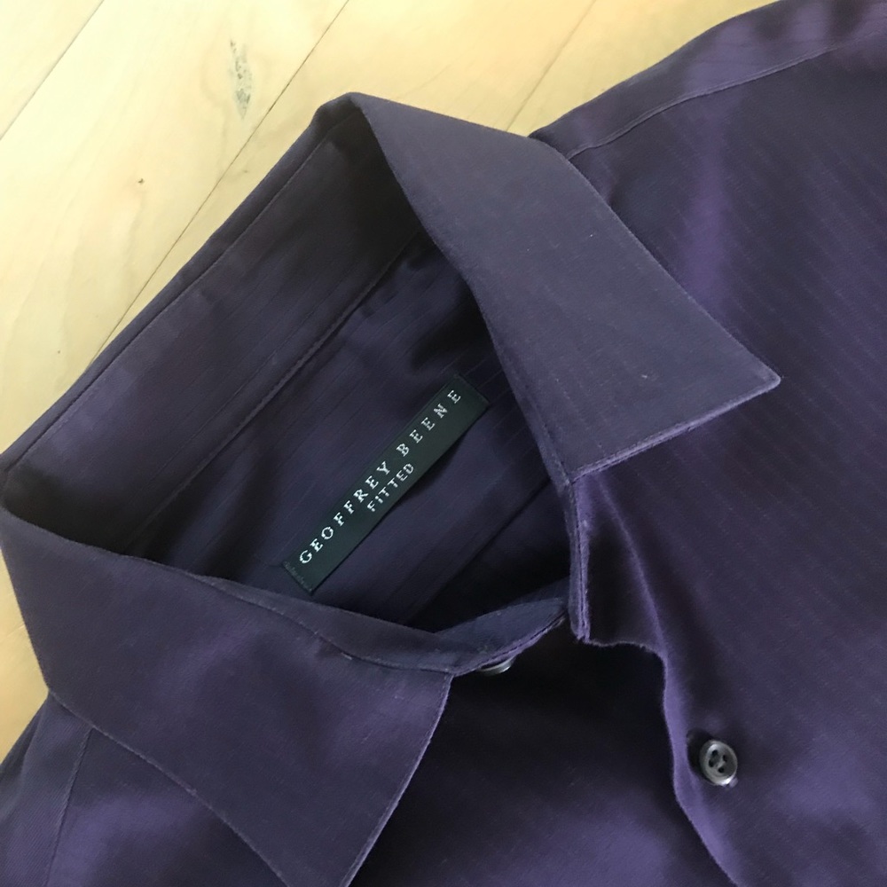 Geoffrey Beene men’s fitted Button Down Shirt.